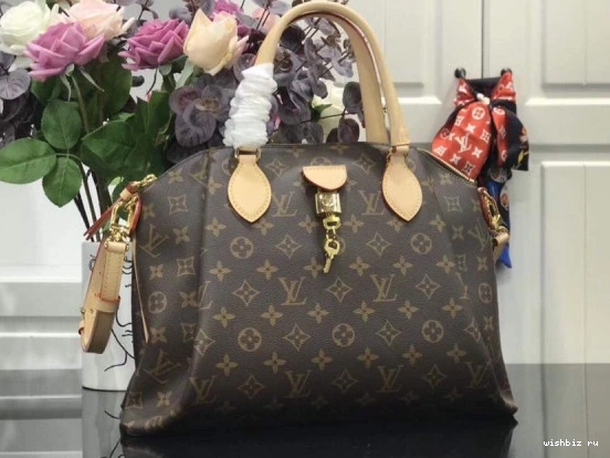 WIS RIVOLI MM VUITTON LOUIS 1223